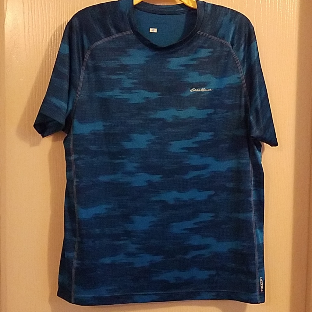 Eddie Bauer Brand Freedry Workout Top